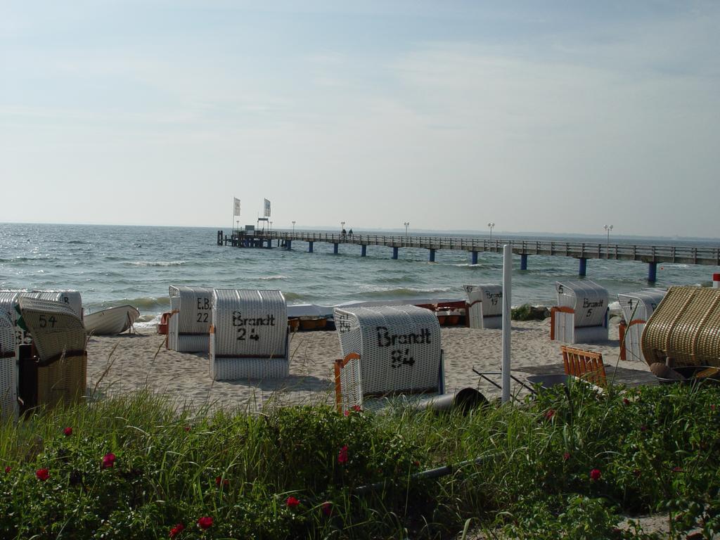 Hotel Landhaus Haffkrug Scharbeutz Extérieur photo