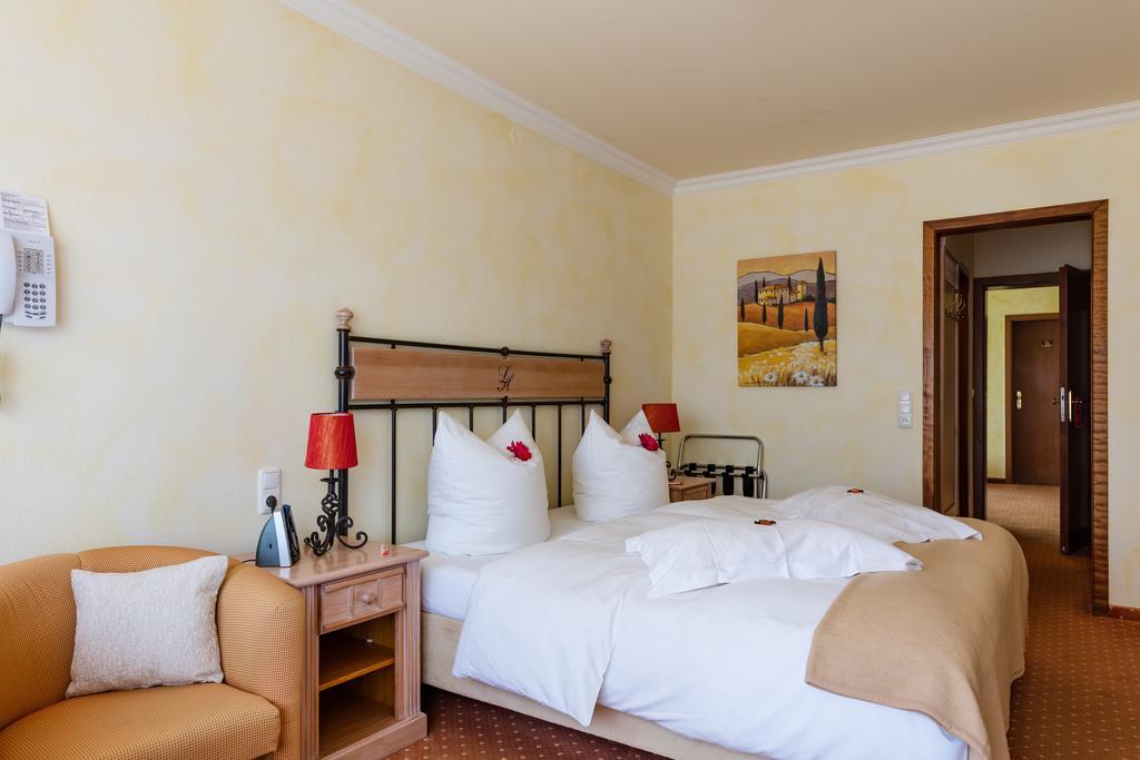 Hotel Landhaus Haffkrug Scharbeutz Extérieur photo