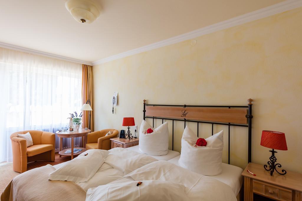Hotel Landhaus Haffkrug Scharbeutz Extérieur photo