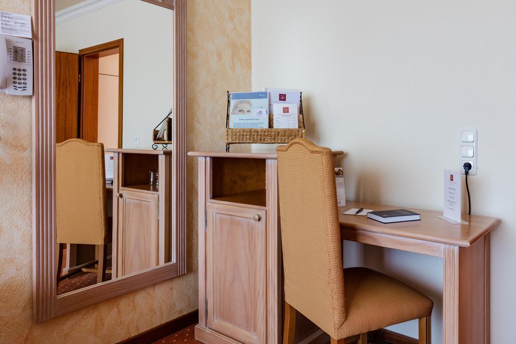 Hotel Landhaus Haffkrug Scharbeutz Extérieur photo
